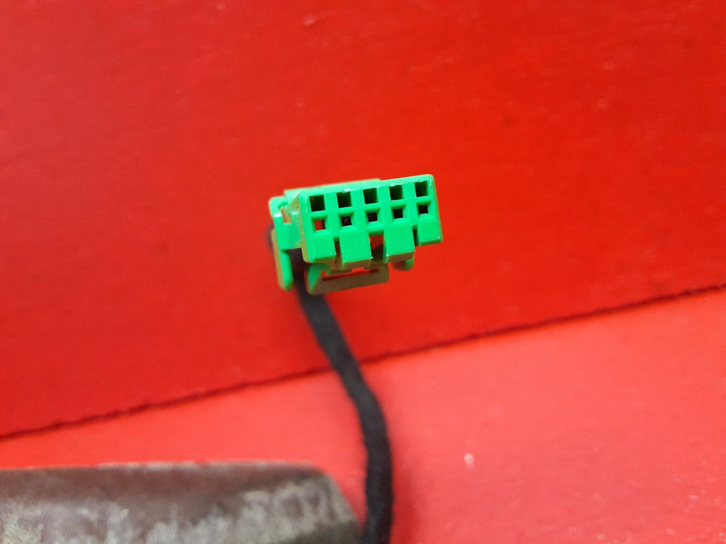 Volvo Multi Vehicle Overhead Dome Light Rear View Mirror Sunroof PIGTAIL ONLY
