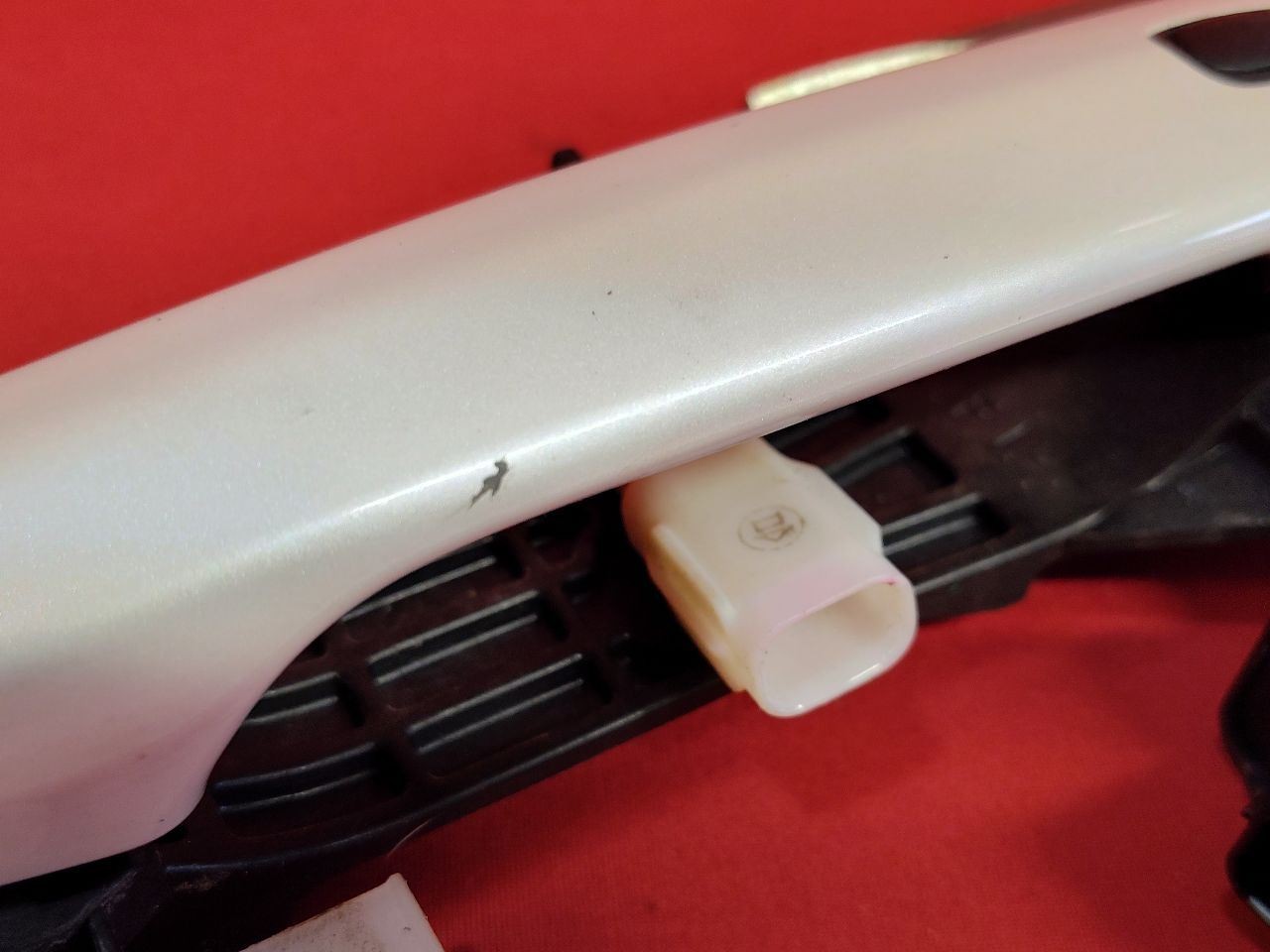 2007-2015 Lexus IS250 IS350 Front Left Driver Door Handle w/ Base Starfire Pearl