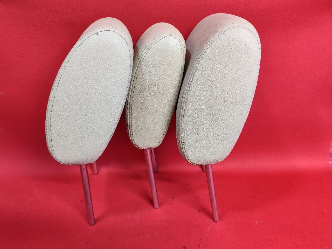 2005-2007 Land Rover LR3 Rear 2nd Second Row Seat Headrest Set Alpaca