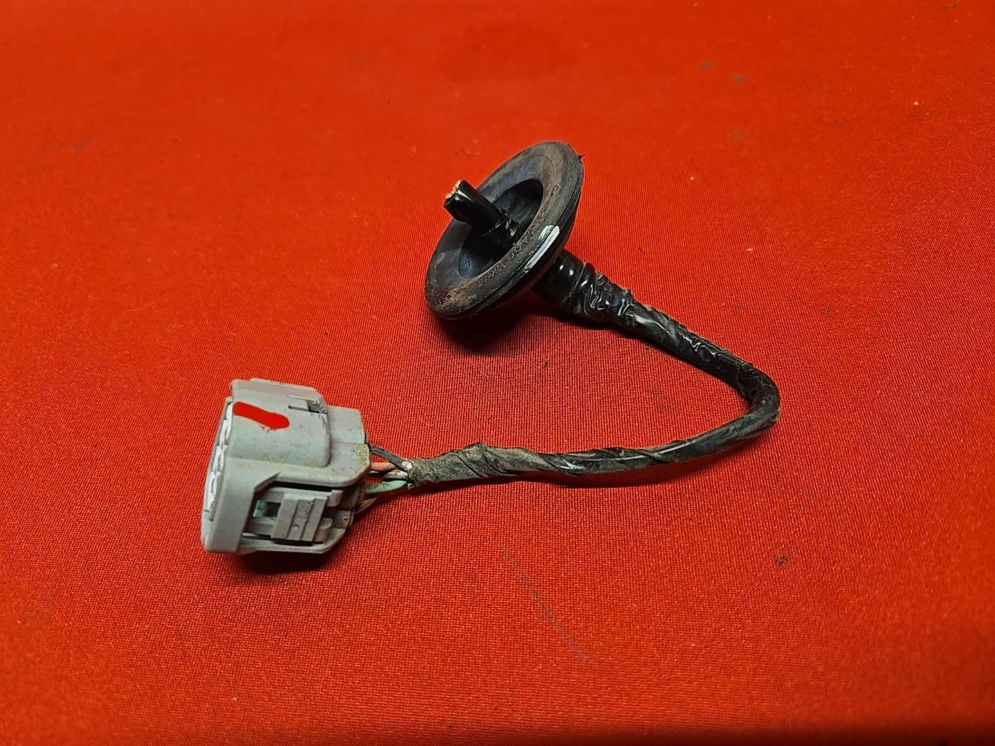 09-13 Subaru Forester LEFT DRIVER Tail Light Stop Lamp Halogen - PIGTAIL WIRE