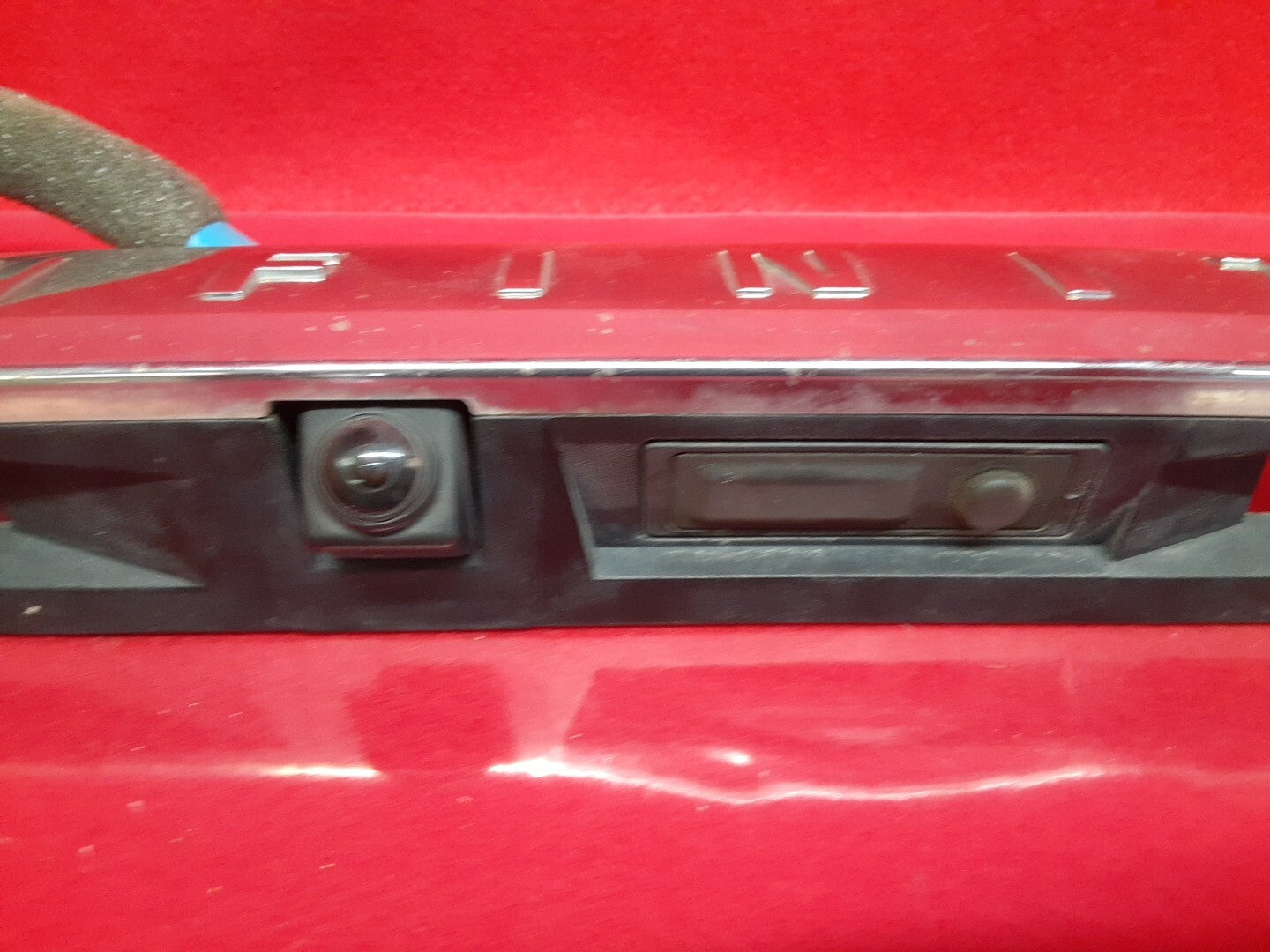 2013 Infiniti JX35 QX60 Rear Liftgate Trunk Lid Chrome Panel W/ Rear Camera OEM