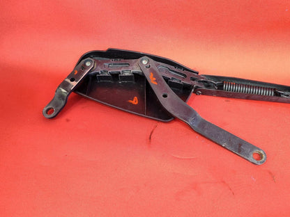 2004-2009 Dodge Durango 07-09 Chrysler Front Windshield Wiper Arm w/ Cover SET