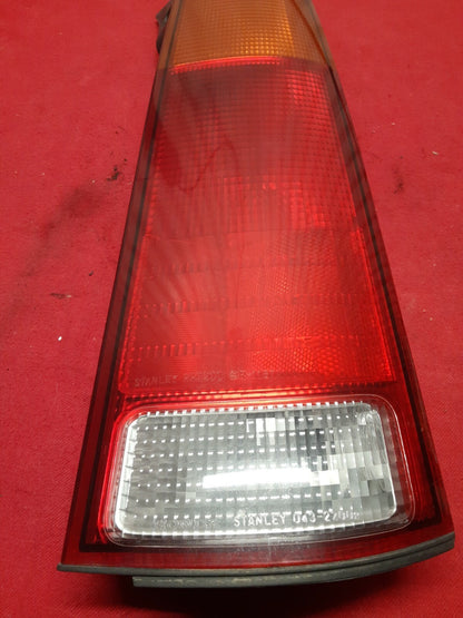 1997 1998 1999 2000 2001 Honda CRV CR-V RIGHT PASSENGER Tail Light Lamp 
