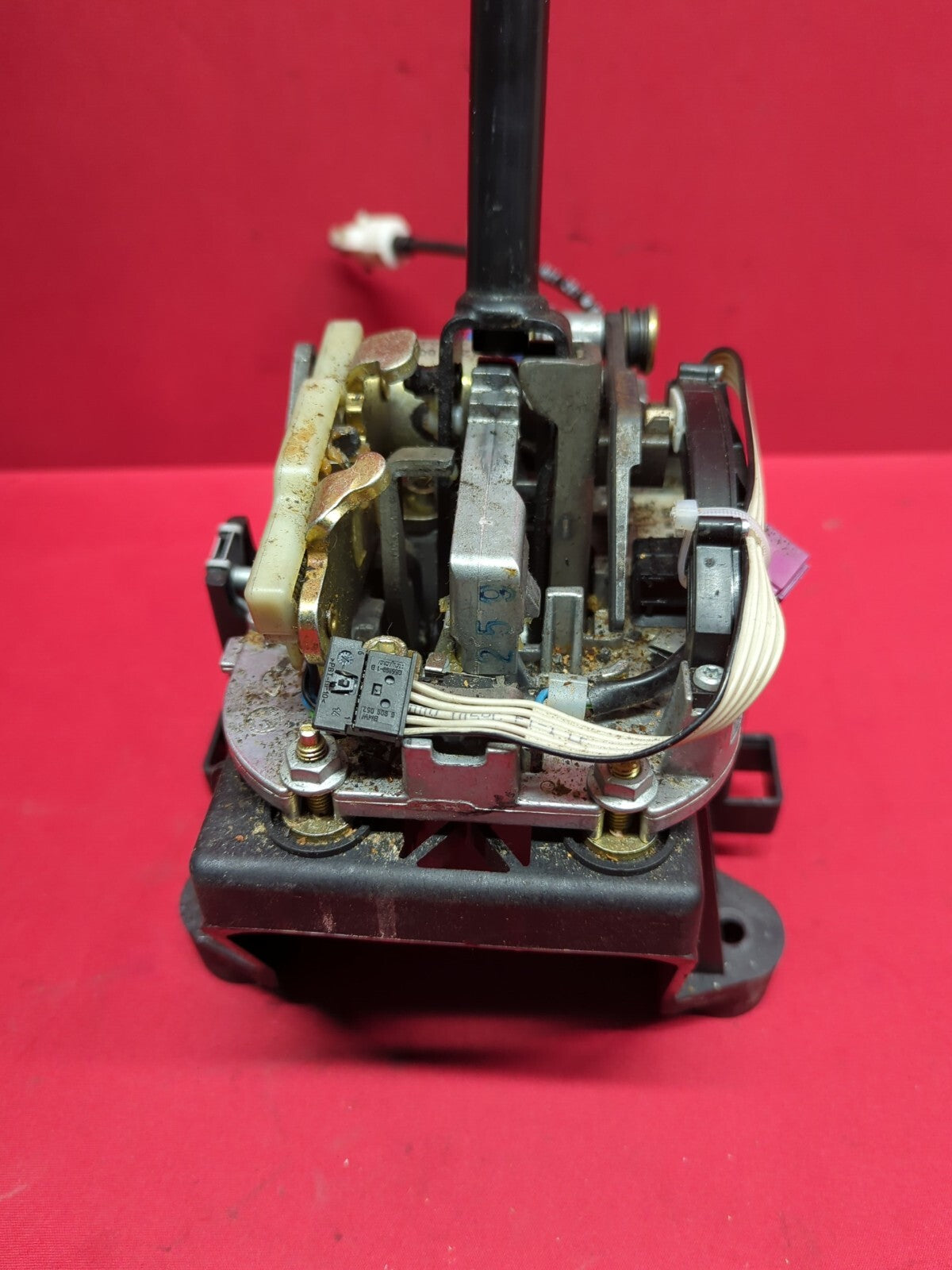 2003 - 2005 Land Rover Range Rover HSE Gear Selector Shifter UCB000051
