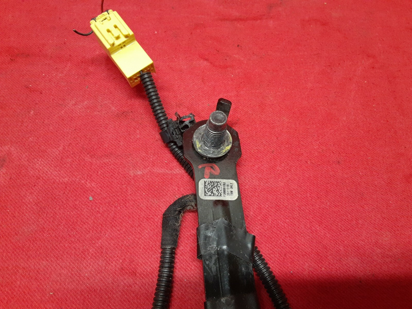 2011 2012 2013 2014 2015 Hyundai Sonata RIGHT PASSENGER Front Seat Belt Buckle