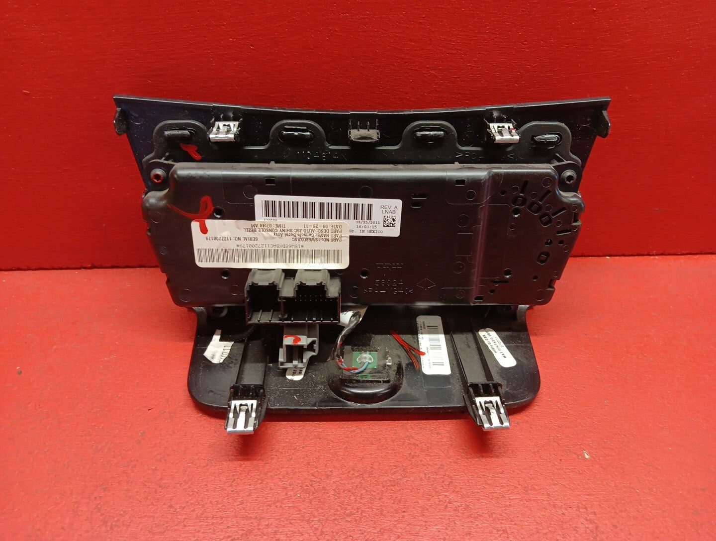 2011 - 2014 Chrysler 200 Heater A/C Climate Control Unit with Bezel