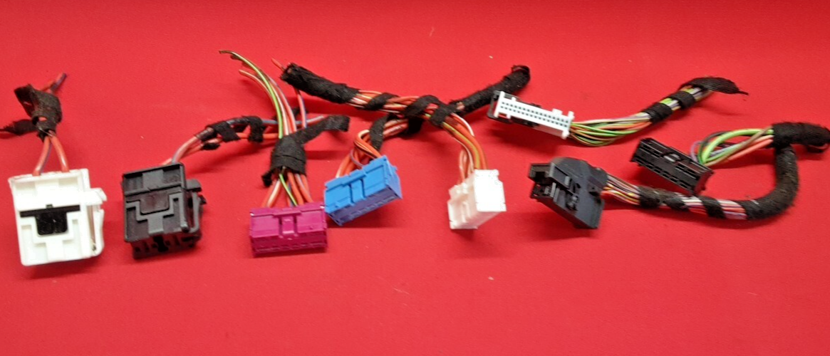 2003- 2004 Range Rover HSE Front Dash Fuse Relay Box PigtailsYPP000020