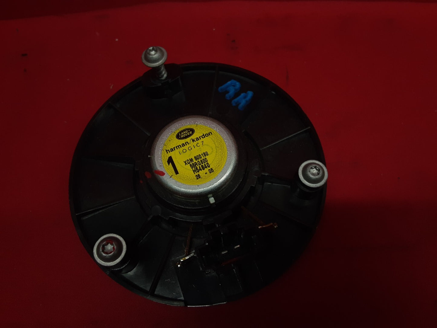 2005 Range Rover HSE REAR Left or Right Speaker Harmon Kardon XQM500180