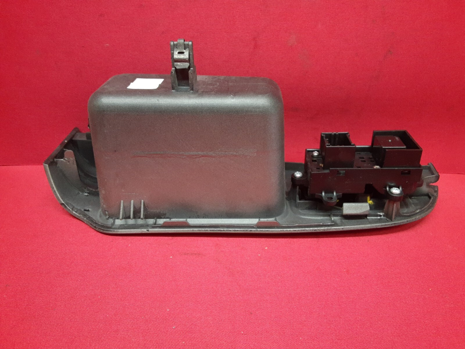 2006 - 2008 Honda Pilot FRONT PASSENGER SIDE WINDOW SWITCH w/BEZEL 83511S9VA10ZA