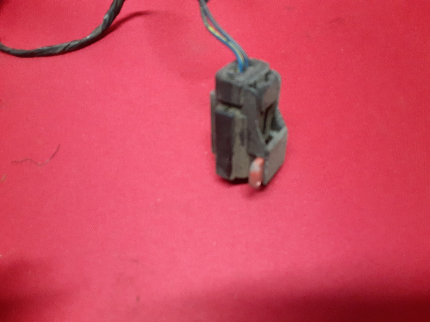 2006 Jeep Grand Cherokee & Commander Power Distribution Box 4692084AB  PIGTAILS