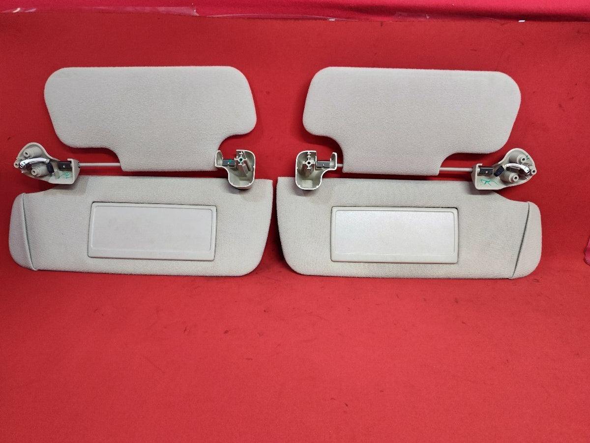 2003 2004 Chevy Cadillac GMC Sun Visor Sunshade Extended Illuminated SET