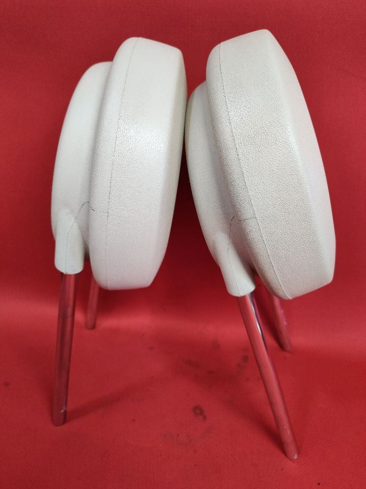 2012-2019 Fiat 500 FRONT Left Right Seat Headrest Set AJ -WD Avorio Ivory White