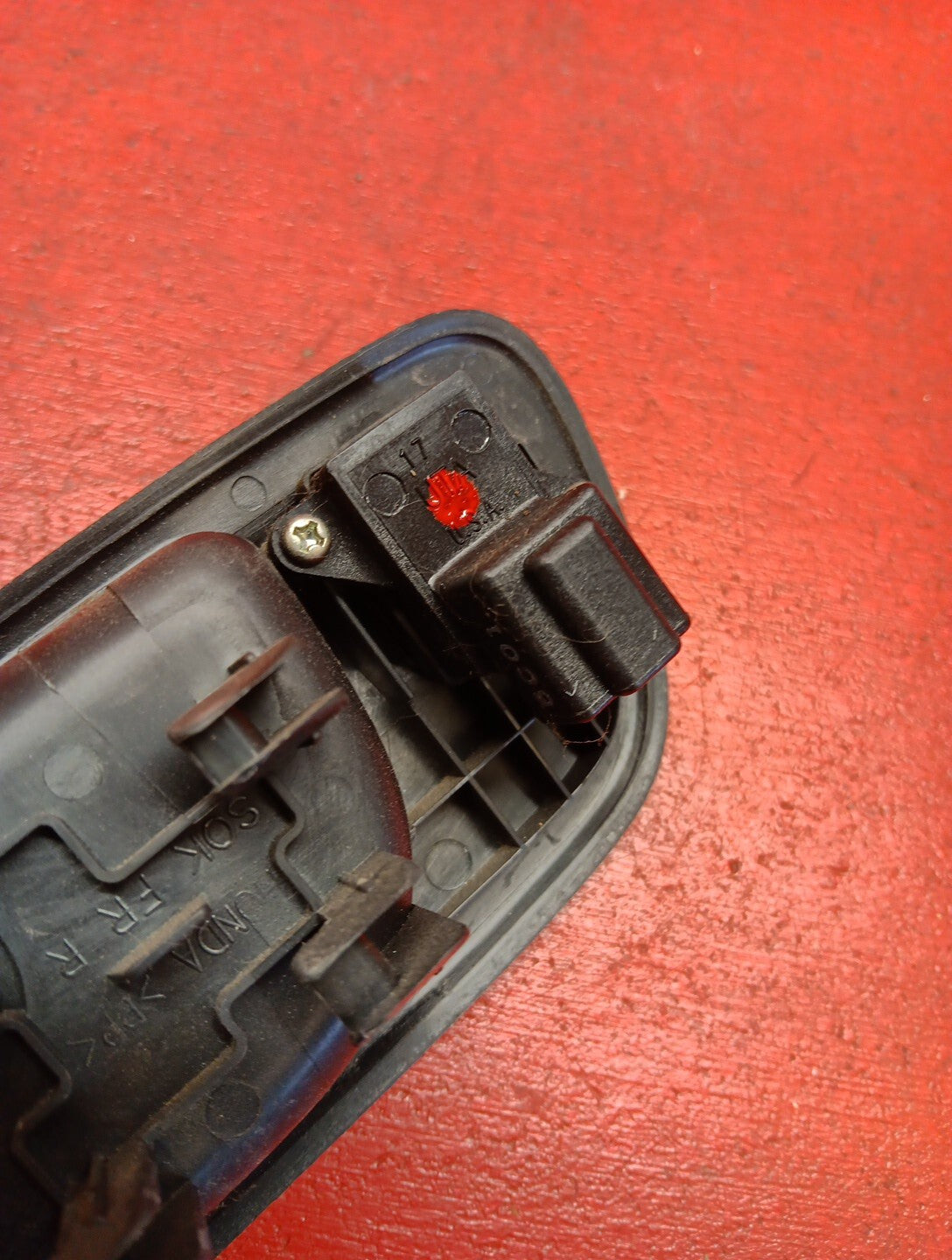 2006 Acura MDX Front Right Pass Door Interior Handle W/ Power lock