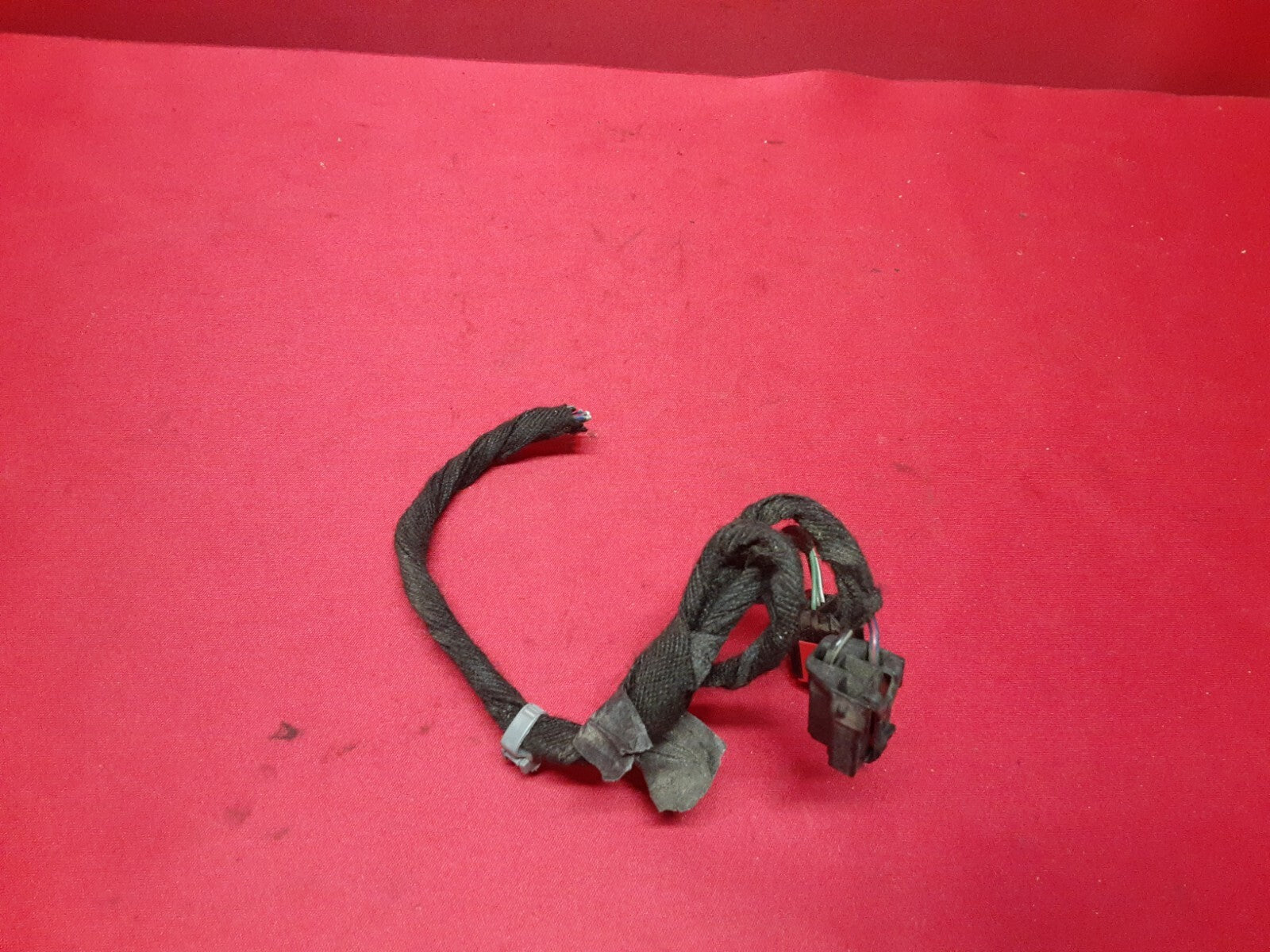 2010 - 2019 Ford Lincoln Rear Folding Seat Liftgate Switch AE9Z14C715AB PIGTAIL