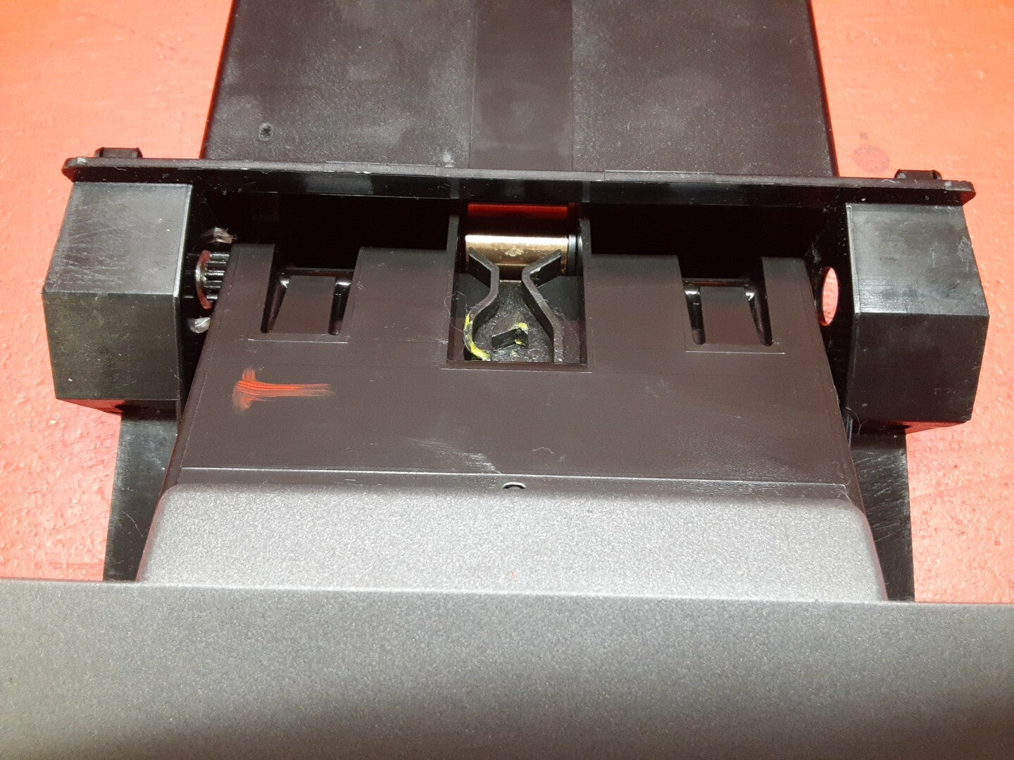 1998-2000 Volvo V70 S70 C70 Instrument Panel Center Lower Dash Ash Tray 9491253