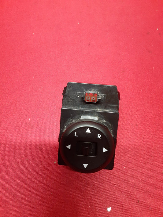 2011 - 2013 Kia Sorento Wing Mirror Adjust Switch Toggle 93570-1U100J7