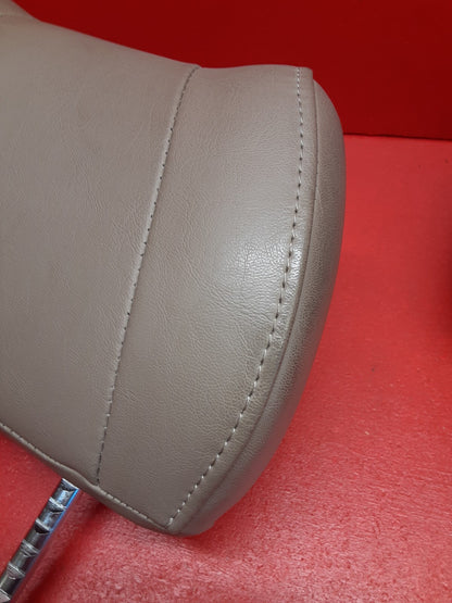 1999 - 2002 Jeep Grand Cherokee Headrest Head Rest FRONT Seat Set of 2