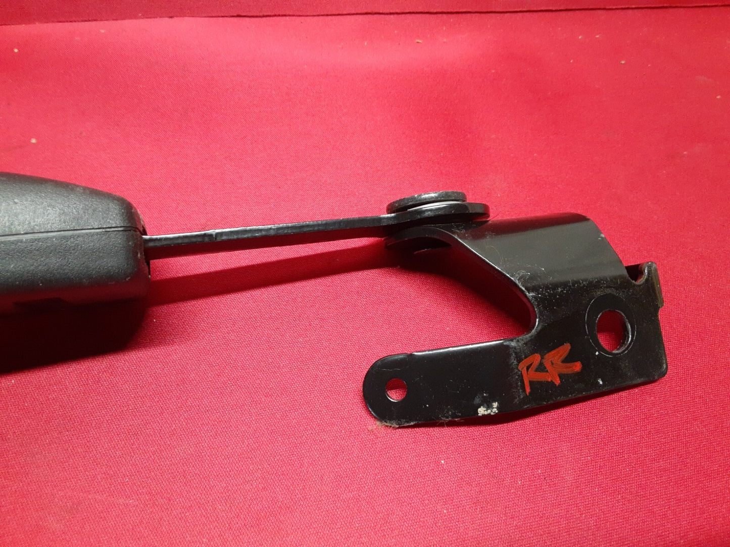 2011 - 2019 Infiniti REAR RIGHT PASSENGER Seat Belt w/ Buckle Black 88844-1MA0B