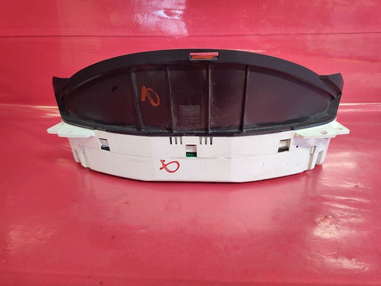 1999 Saab 9-5 Automatic Transmission Speedometer Instrument Cluster MPH