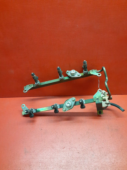 2005-2011 Nissan Multi Vehicle 4.0L V6 Fuel Rail W Injectors 17521-EA20A
