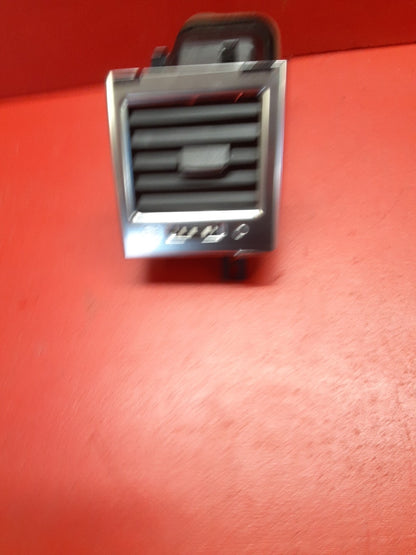 2010-2013 Range Rover Sport Center Right Passenger Air HVAC Dash Vent LR041691