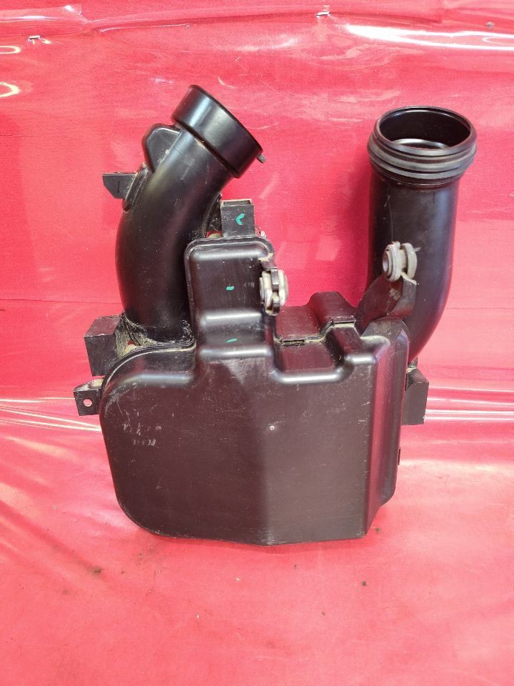 2019-2024 Kia Forte 2.0L L4 Air Cleaner Filter Box Intake w/ Horseshoe Duct Tube
