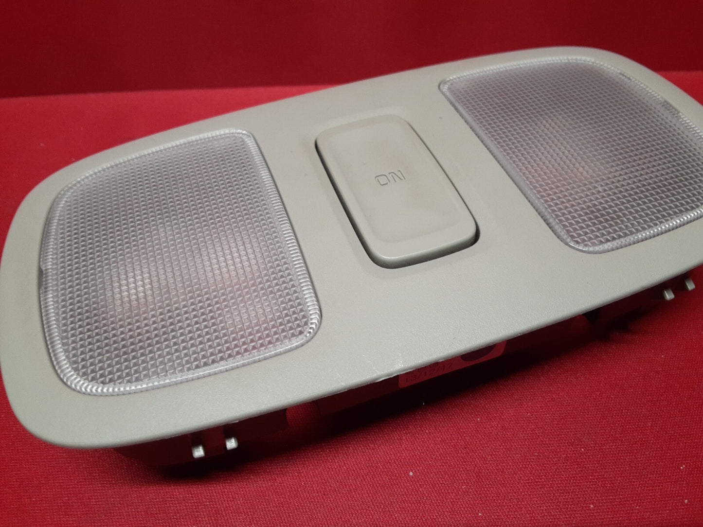 2014 - 2019 Kia Soul Upper Roof Reading Dome Light Lamp Grey 92850-B2000BF3