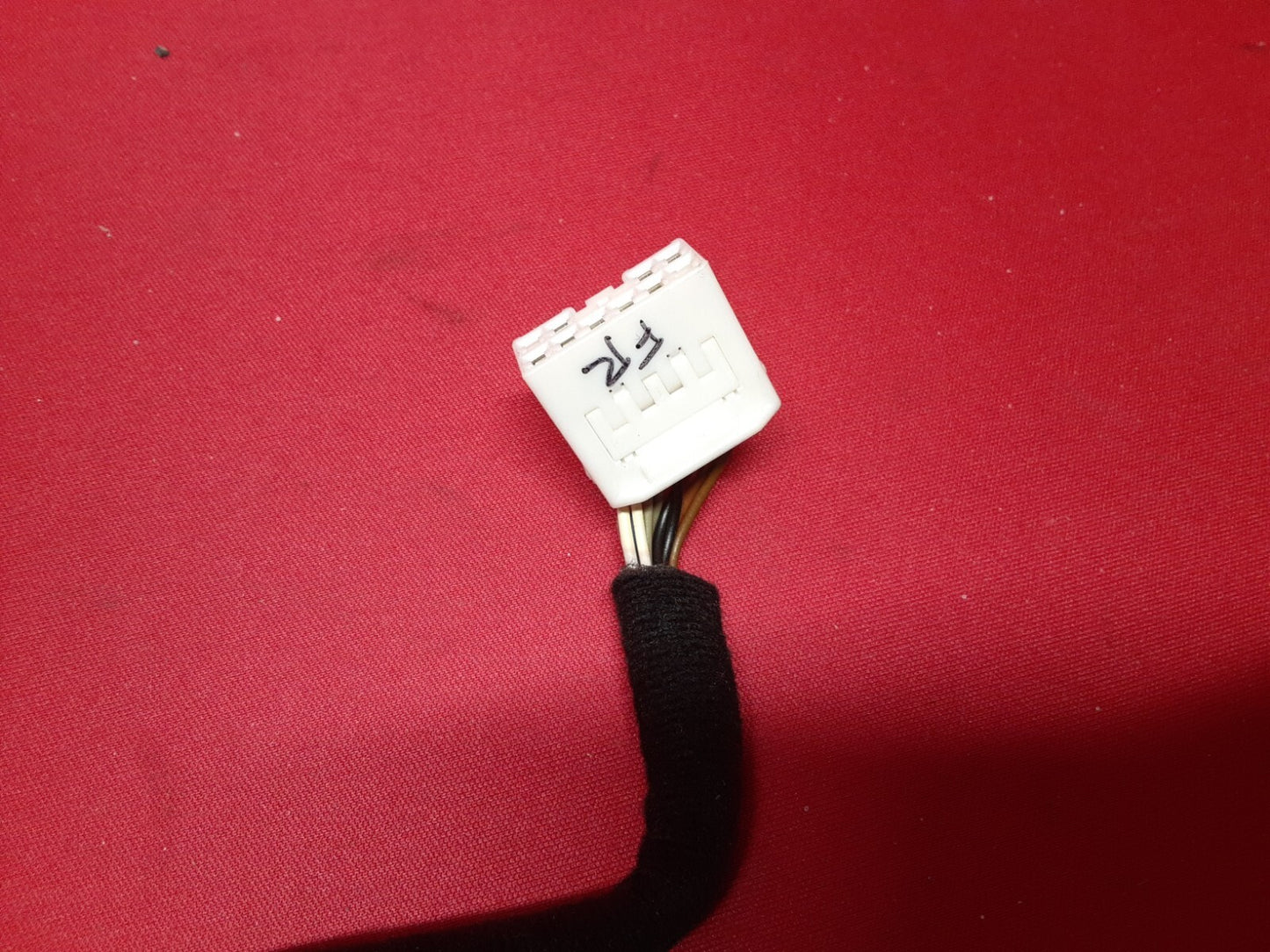 2014 - 2018 Kia Soul Front RIGHT Passenger Window Switch 93575-B2030   PIGTAIL
