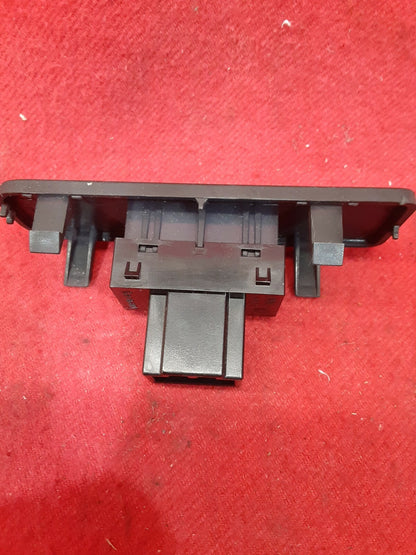 Volkswagen VW Center Dash Bezel Black SRS Passenger Indicator 5M0919234