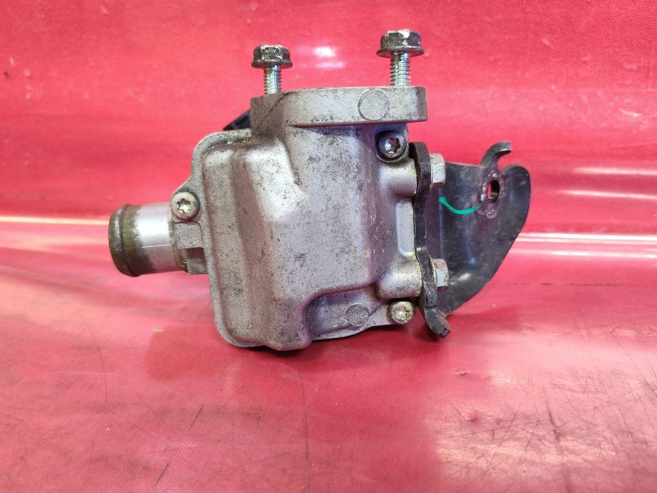 06-21 Subaru 2.5L Turbo EGR Secondary Air Pump Check Valve RIGHT CYLINDER BANK