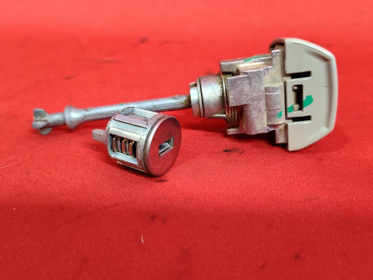2015-2019 Subaru H4 Auto Trans Ignition Lock Cylinder Door Tumbler Key Set