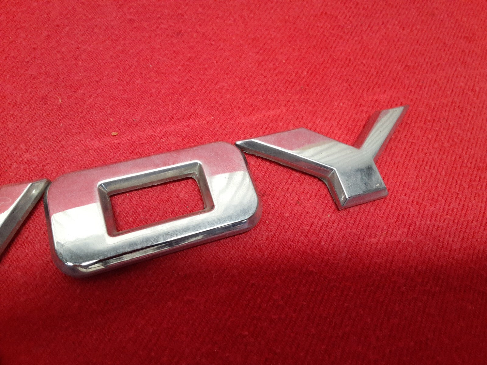 2006 GMC Envoy XL REAR Tailgate Trunk Emblem Logo Badge Nameplate 15827460