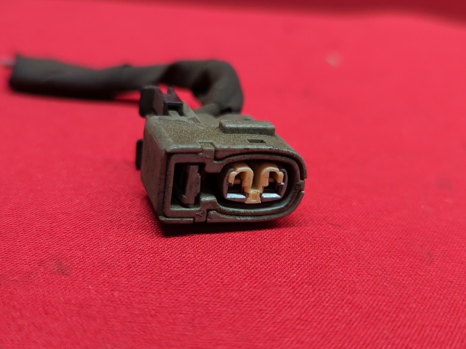 2006 - 2018 Kia / Hyundai Direct Ignition Coil 27301-3C000 PIGTAIL QUANTITY: 1