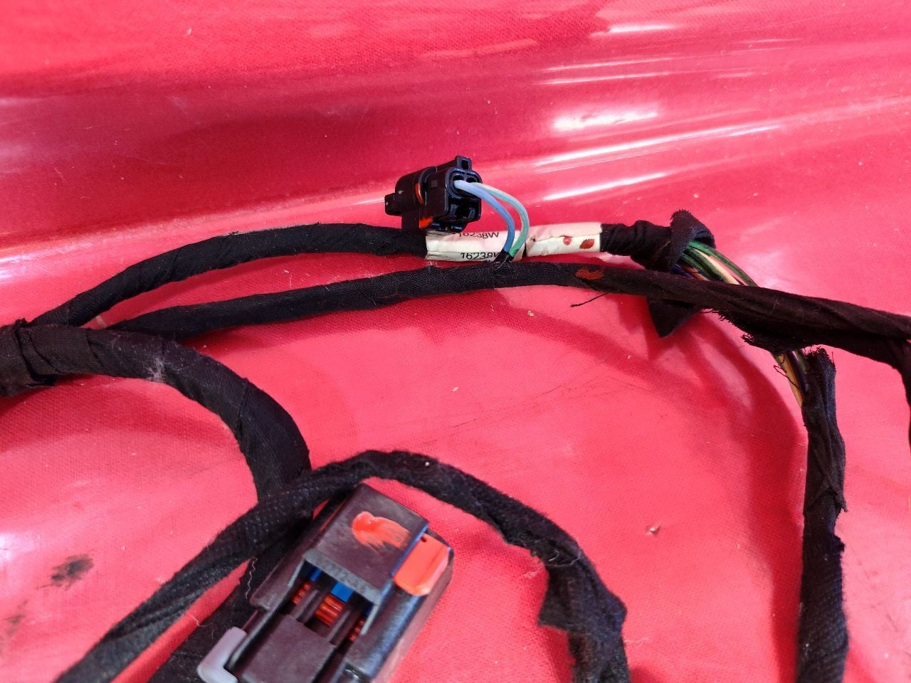2011 2012 Chrysler 300 FRONT LEFT DRIVER Door Wiring Harness Complete