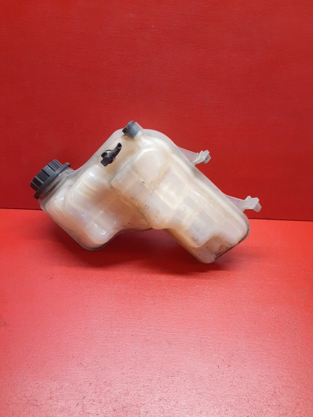 2014 Land Rover Range Rover 5.0L Engine Coolant Reservoir Tank CPLA-8A080-AA