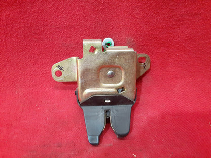 1997 1998 1999 2000 2001 Toyota Camry Trunk Deck Lid Latch Lock Actuator