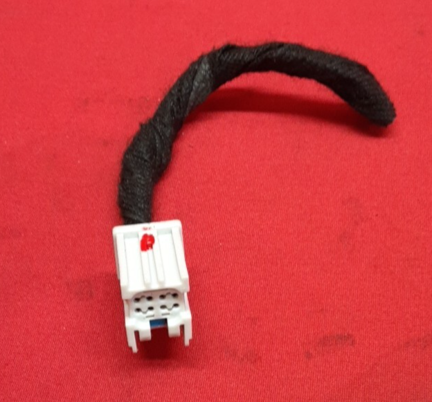 2013-2016 Chevrolet Cruze Radio Dash Control Assembly PIGTAIL 95166368