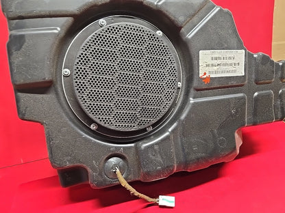 2011 - 2022 Jeep Grand Cherokee Rear Cargo Subwoofer Box Speaker 5064610AC