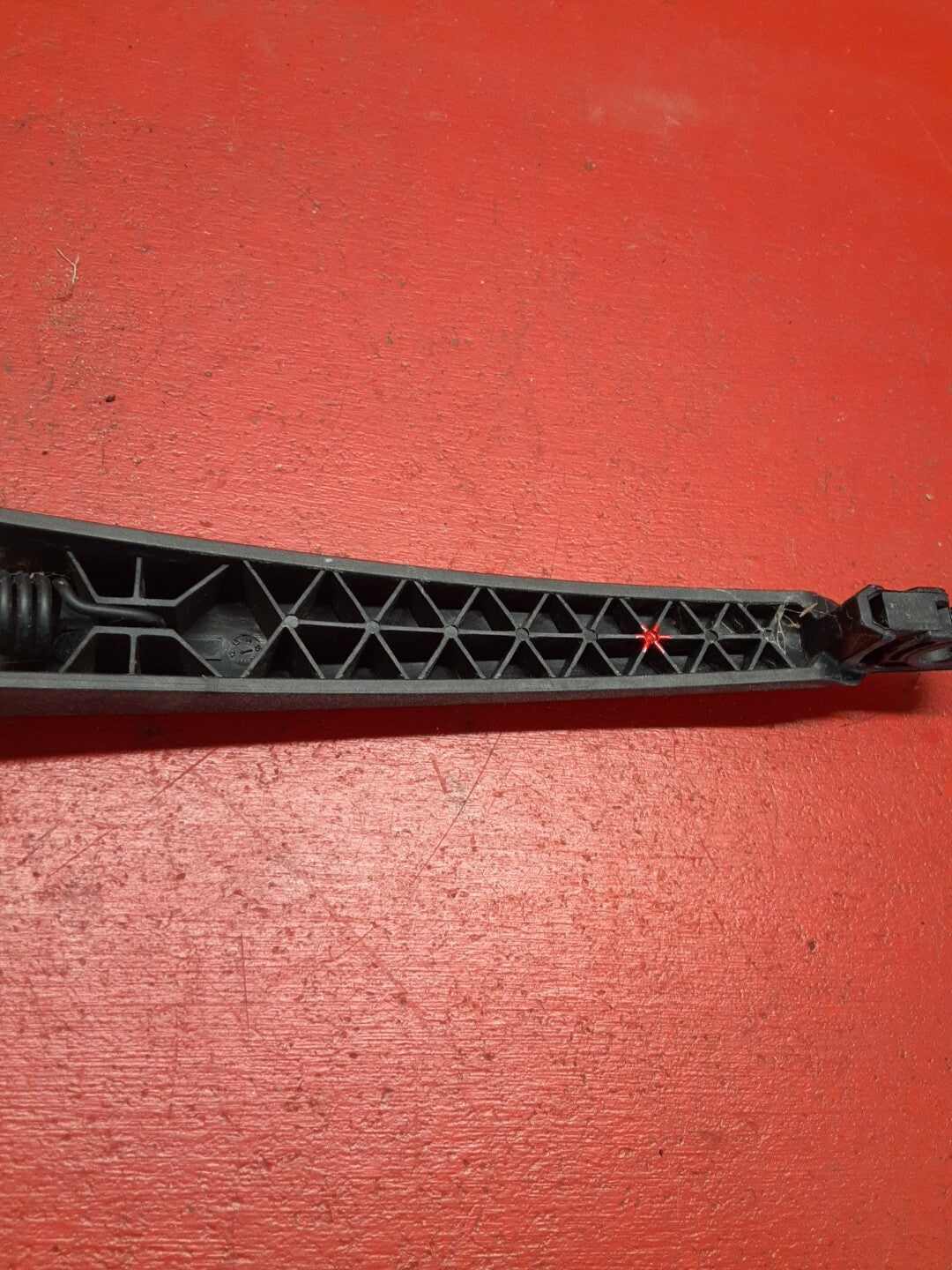 2011-2014 Kia Sportage Rear Back Glass Wiper Arm 98811-1H000