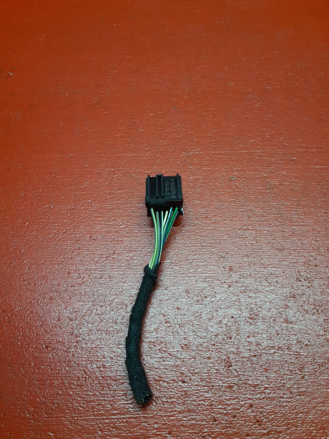 2013-2018 Range Rover Sport Liftgate Release Switch Pigtail LR038676