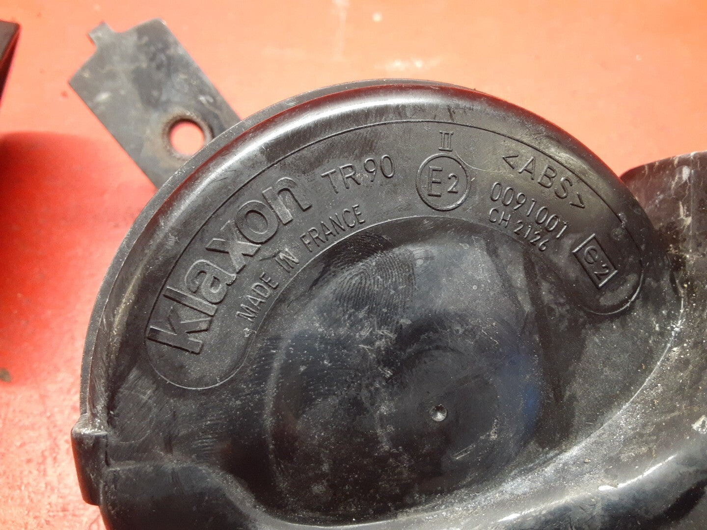 1995- 2003 Jaguar XK8 XJ Vanden Horn Set High Low Note OEM