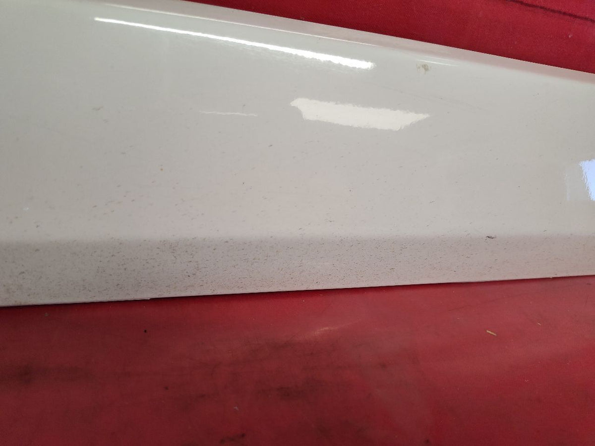 2012-2015 Captiva 08-10 Saturn Vue FRONT LEFT DRIVER Door Molding GBU / 703S