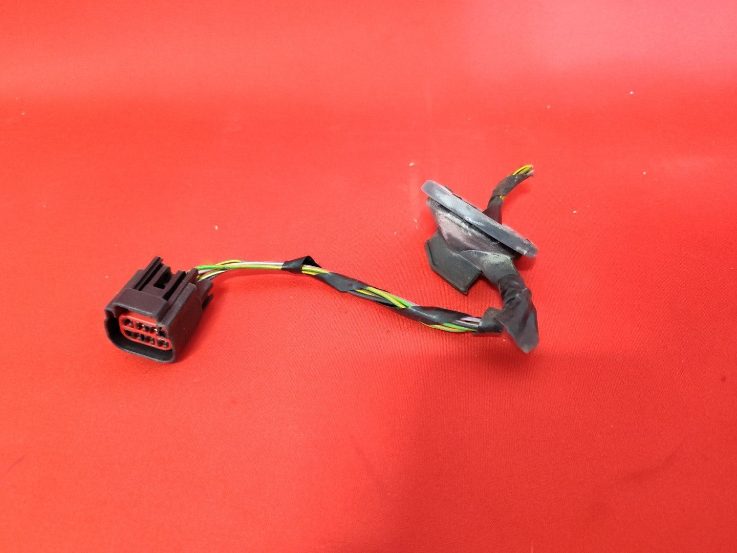 16-18 Range Rover Evoque RIGHT PASSENGER Outer Quarter Tail Light- PIGTAIL WIRE