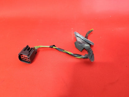 16-18 Range Rover Evoque RIGHT PASSENGER Outer Quarter Tail Light- PIGTAIL WIRE