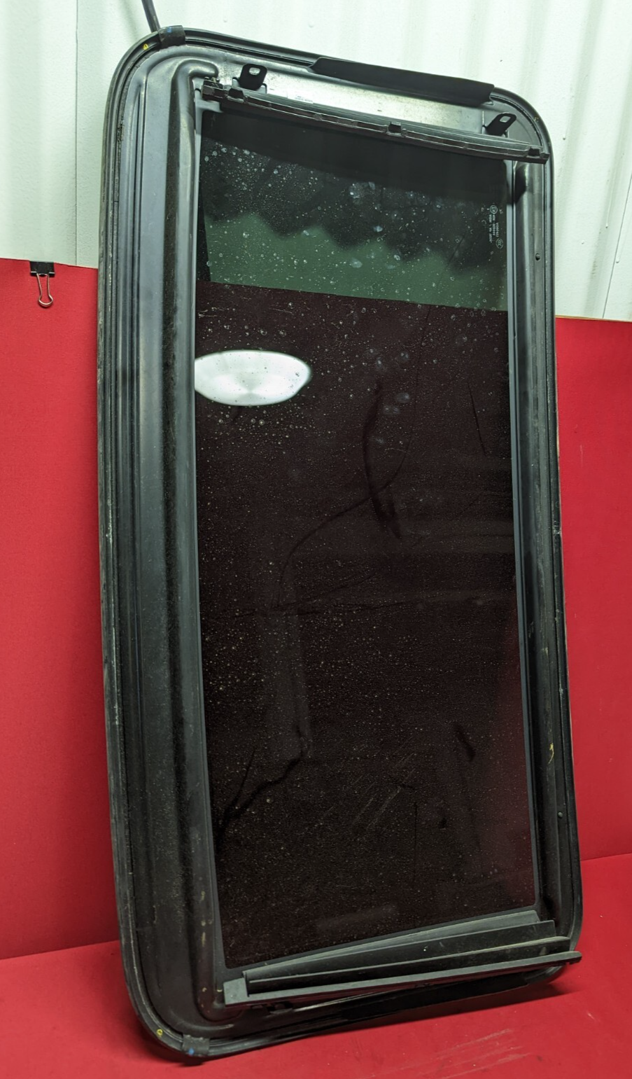 2007 - 2014 Tahoe Escalade Yukon - Sunroof / Moonroof Tinted Glass - 22815953
