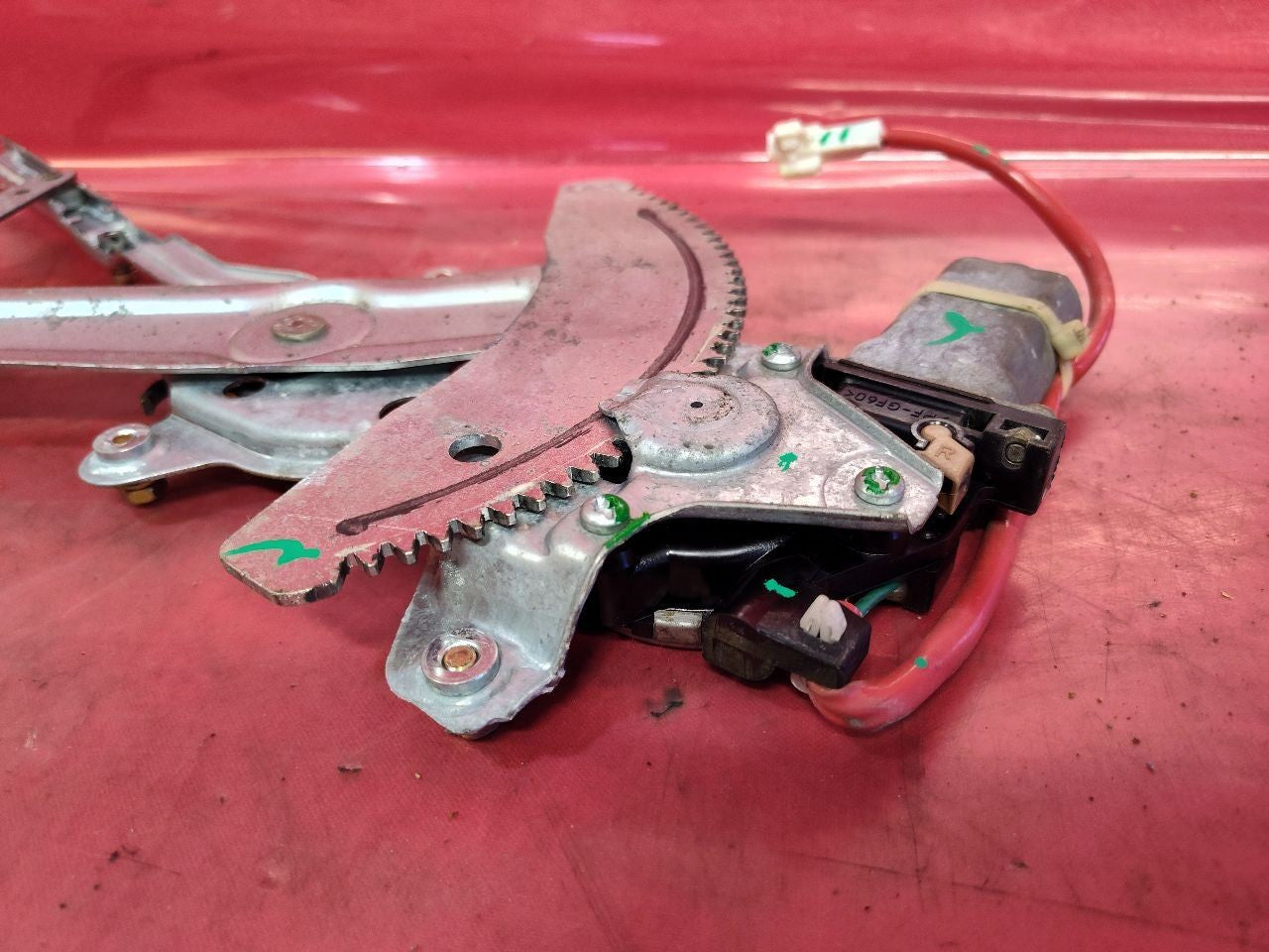 2000-2006 Toyota Tundra FRONT RIGHT PASSENGER Power Window Regulator Motor Set