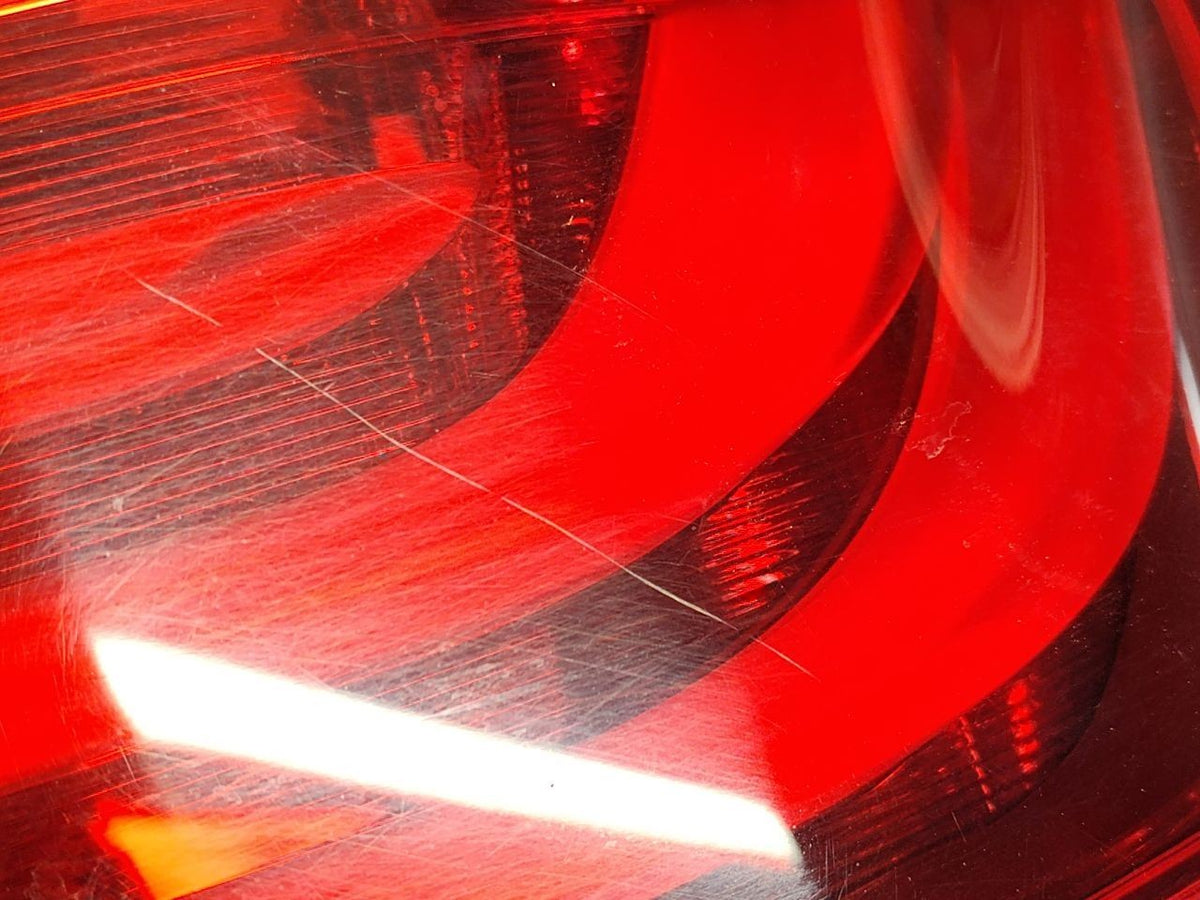 2011-2013 BMW 528i 535i 550i RIGHT PASSENGER Outer Quarter Tail Light Lamp LED