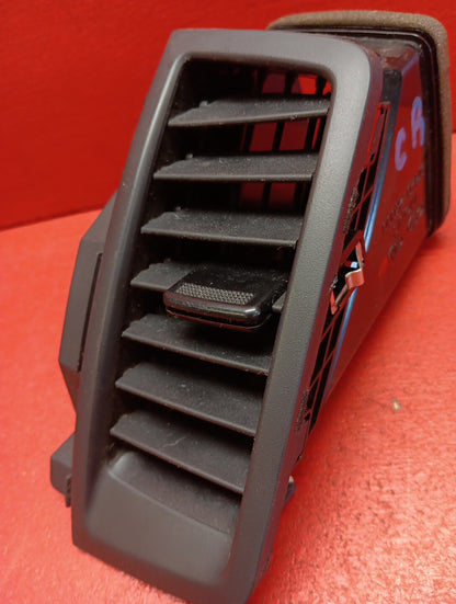 2019 - 2013 Kia Soul CENTER RIGHT Dashboard Duct HVAC Vent 97420-2K000WK