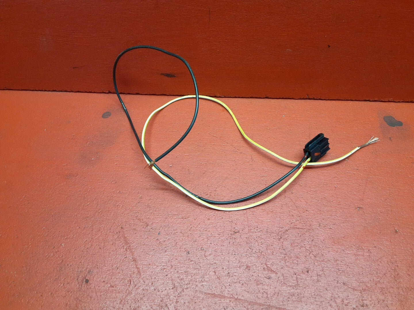 1998 1999 2000 Volvo S70 V70 Fuel Filler Door Lock Actuator PIGTAIL ONLY 9152856