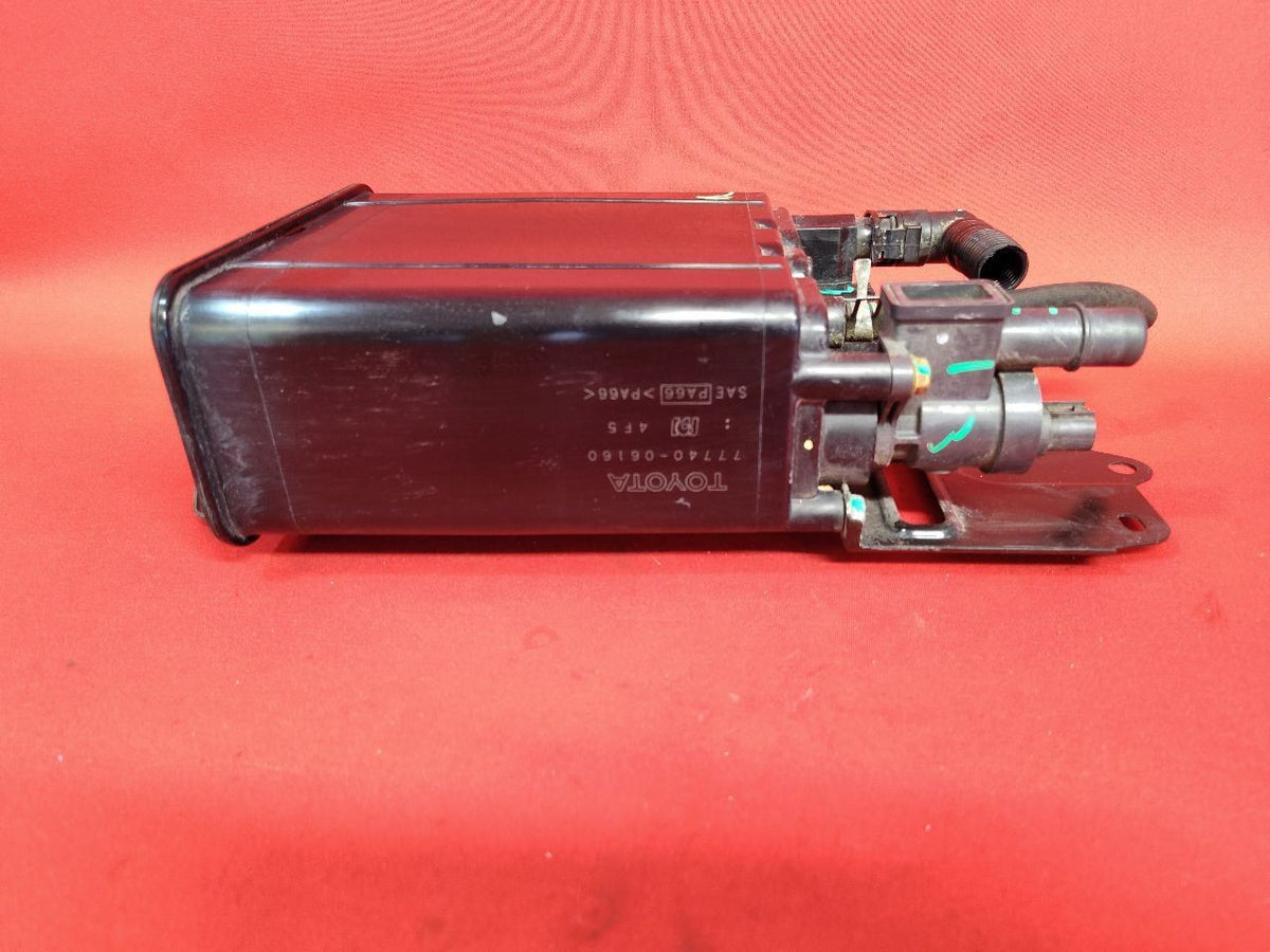 2004-2006 Toyota/ Lexus ES330 Evaporative Emissions Charcoal Fuel Vapor Canister